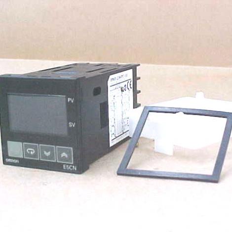 Temperature Controller (Omron)